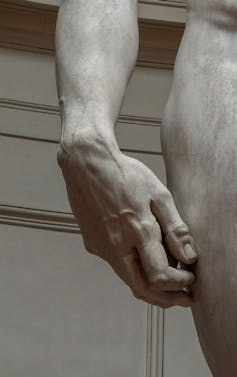 La main du David de Michel-Ange