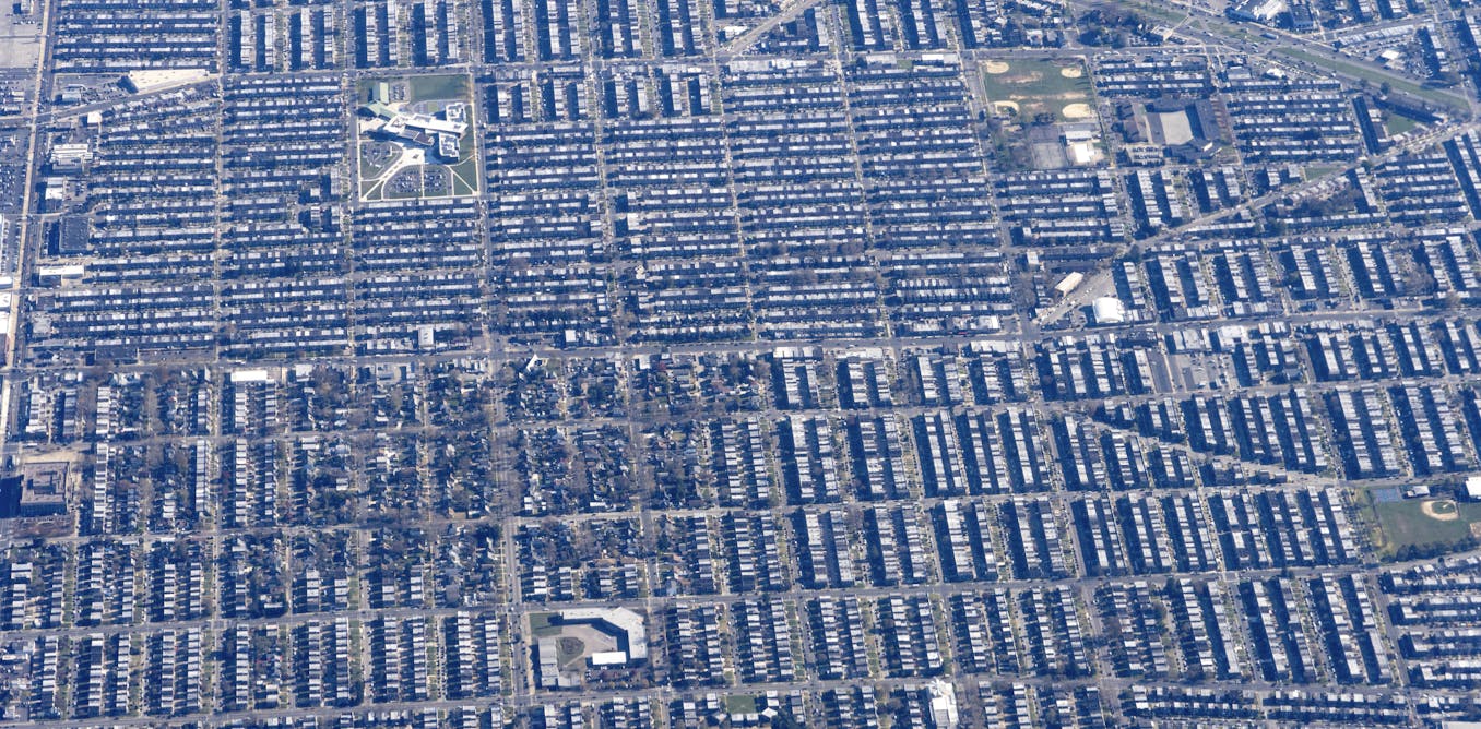 More vulnerable people live in Philadelphia neighborhoods that are less green and get hotter