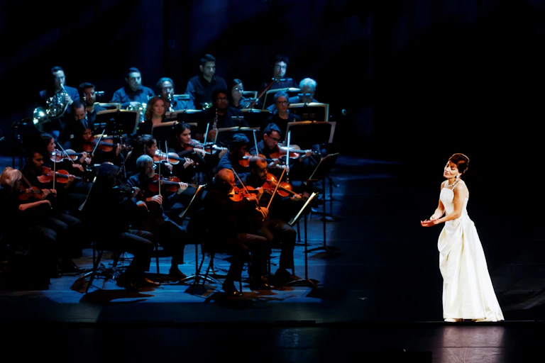 Maria Callas and an orchestra