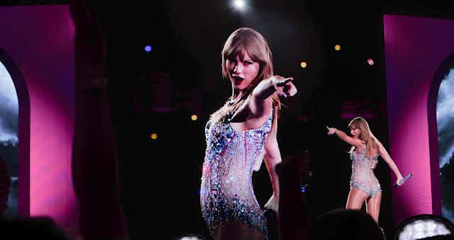 Taylor Swift en un momento de 'The Eras Tour: Lover Set'.