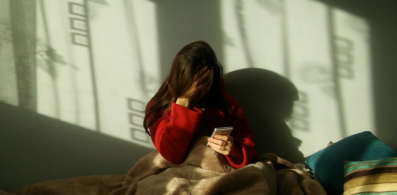 Excessive social media use during the COVID-19 pandemic exacerbated adolescent mental health challenges Excessive social media use during the COVID-19 pandemic exacerbated adolescent mental health challenges