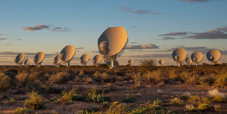 The MeerKAT radio telescope