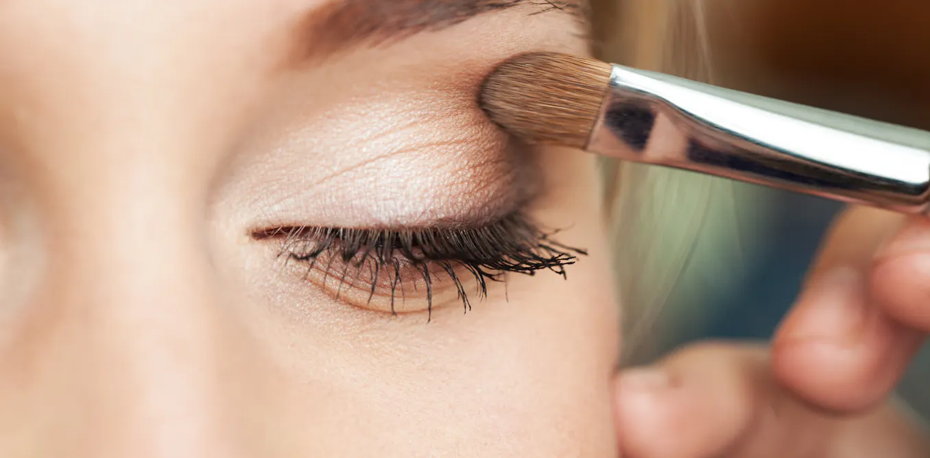 Substances à risque, sensibilité de la peau… se maquiller avec précaution Substances à risque, sensibilité de la peau… se maquiller avec précaution