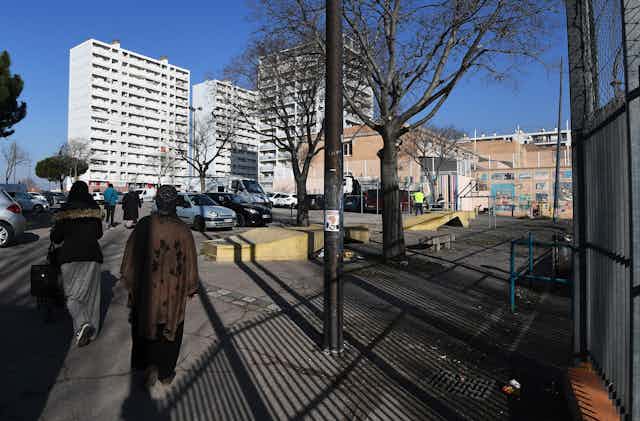 Une photo prise le 24 janvier 2017 montre une vue de la cité Felix Pyat Bellevue dans le 3e arrondissement de Marseille, le quartier le plus pauvre de France métropolitaine.