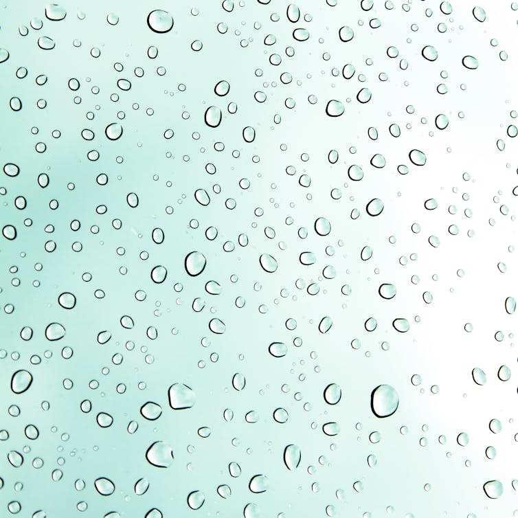 condensation on mirror