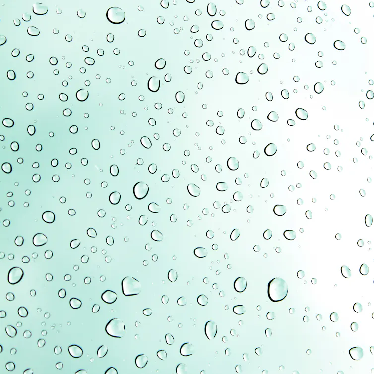 condensation on mirror