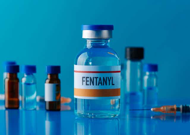 La crisis del fentanilo y por qué sus consumidores parecen zombis