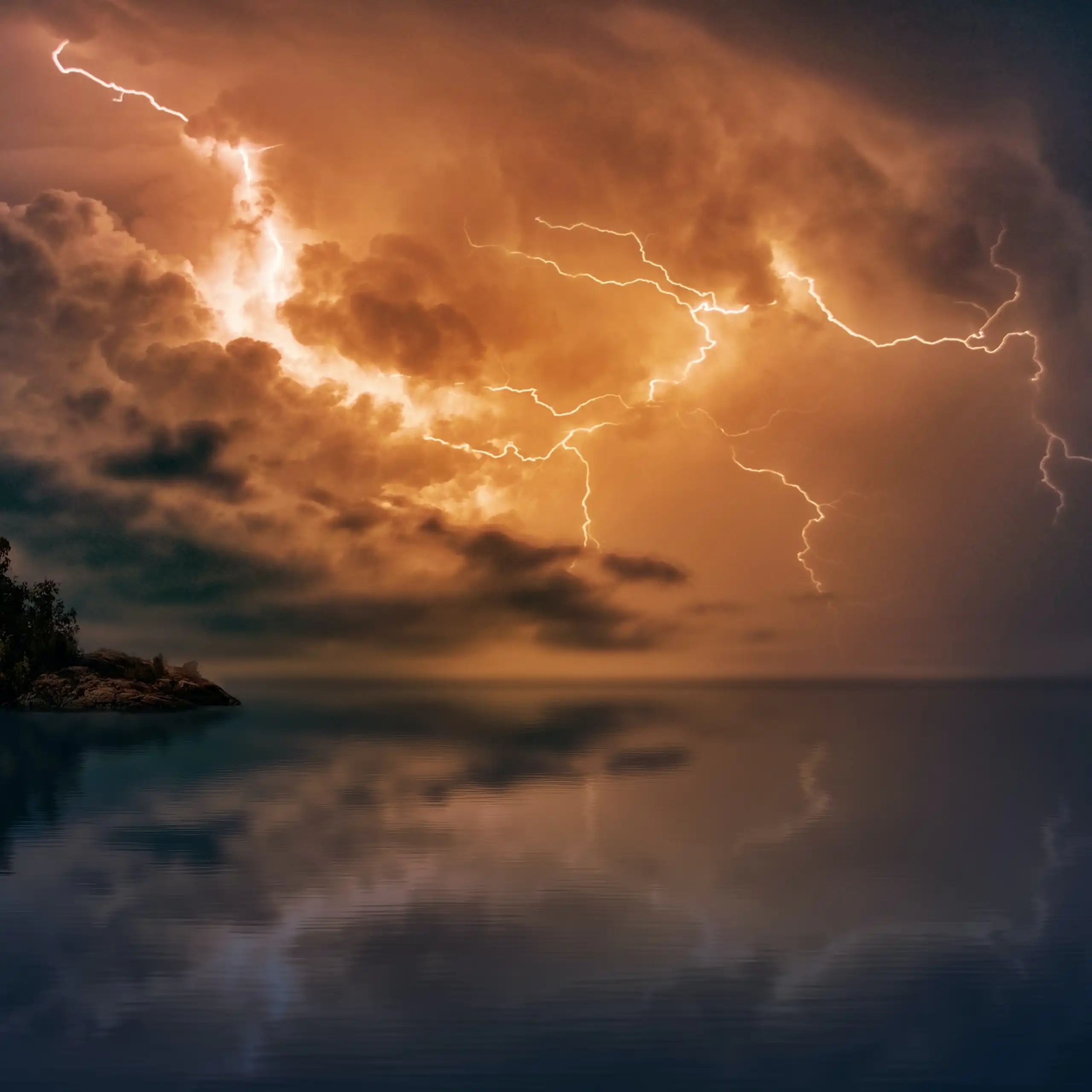Photographie d'un orage.