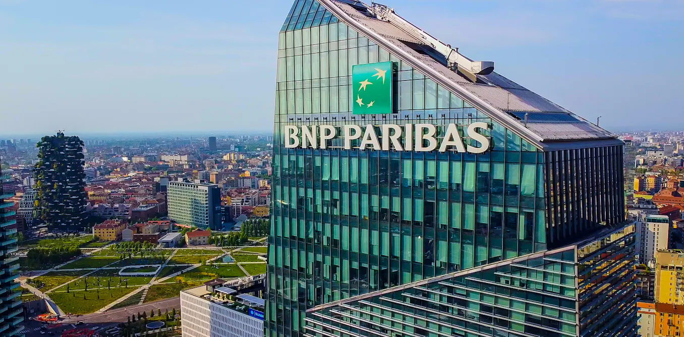 banks’ reactions depend on their location, research reveals banks’ reactions depend on their location, research reveals