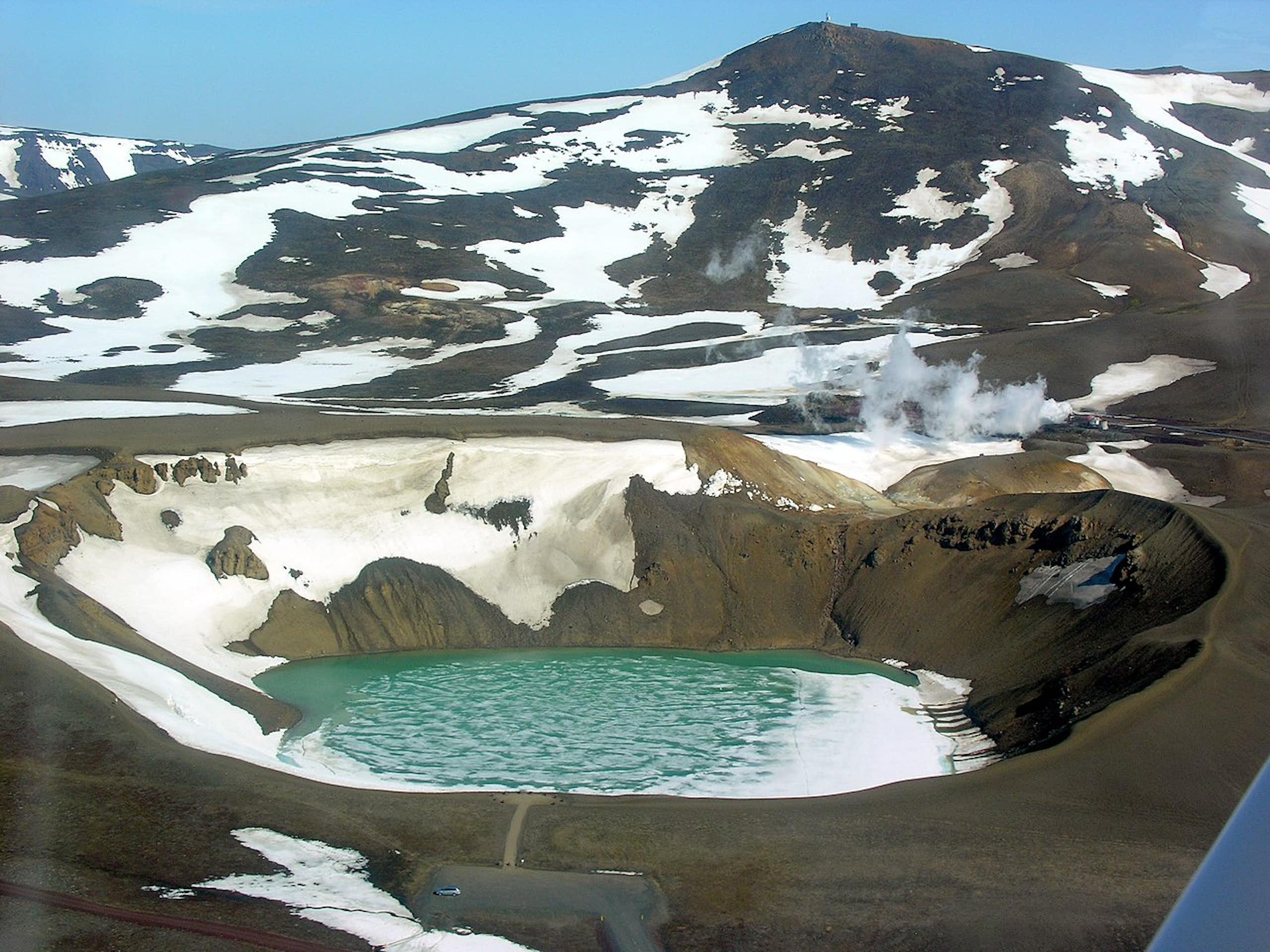 Un túnel al interior de un volcán: el desafiante plan de Islandia para conseguir energía geotérmica ilimitada