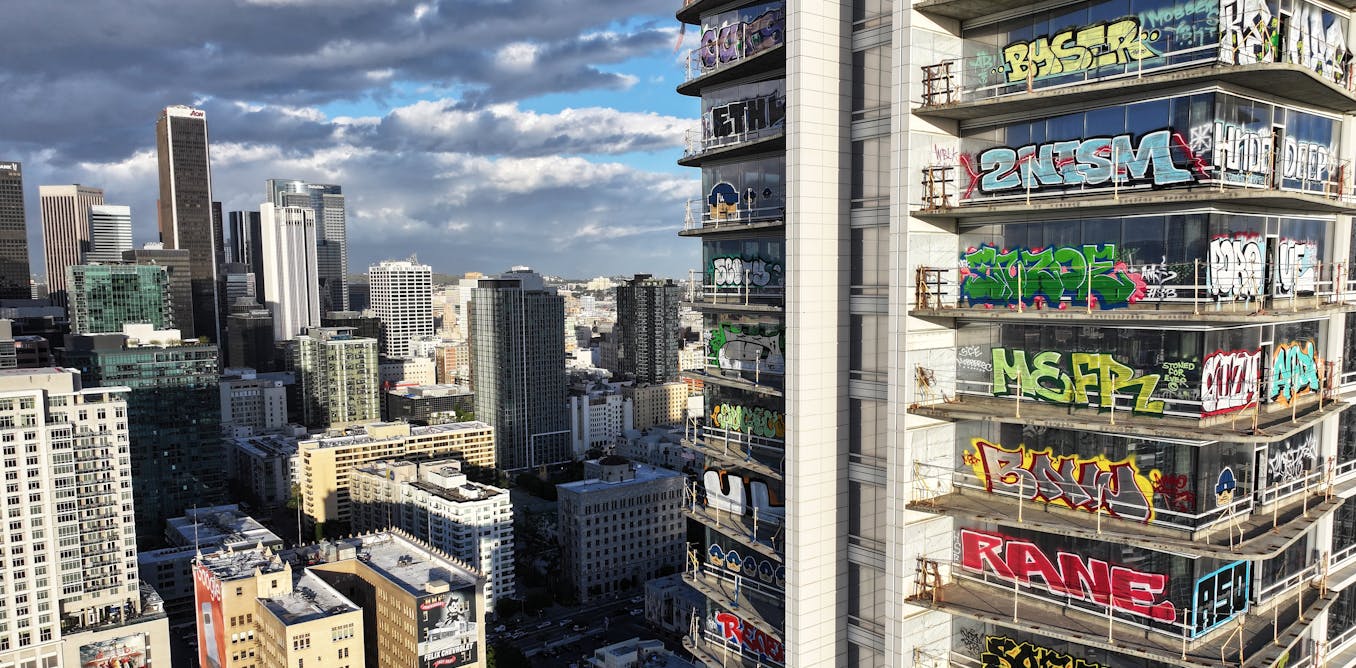 For graffiti artists, abandoned skyscrapers in Miami and Los Angeles become a canvas for regular people to be seen and heard For graffiti artists, abandoned skyscrapers in Miami and Los Angeles become a canvas for regular people to be seen and heard