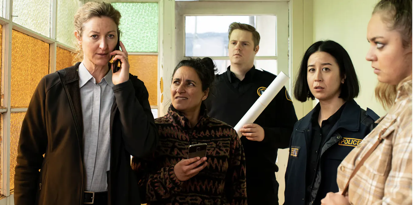 Dans la série « Deadloch », le rire en étendard face aux violences de genre Dans la série « Deadloch », le rire en étendard face aux violences de genre