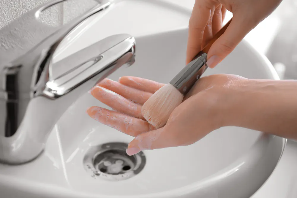 Different Face Rashes Why and how often should I wash makeup brushes and sponges?
