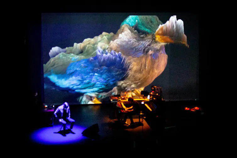 Performance art et science et musique (F. Murie, F. Théry, T. Poli).