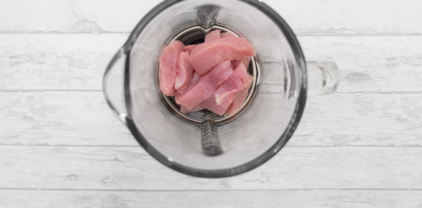 Man eats raw chicken for 25 days – why isn’t he sick?