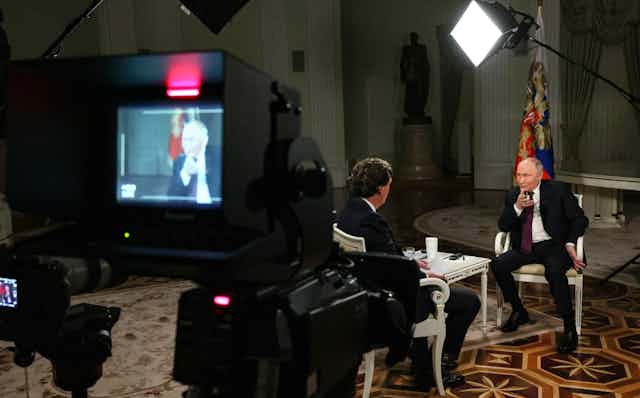 Vladimir Poutine interviewé au Kremlin par Tucker Carlson 