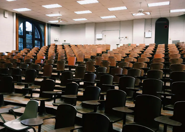 An empty lecture theatre.