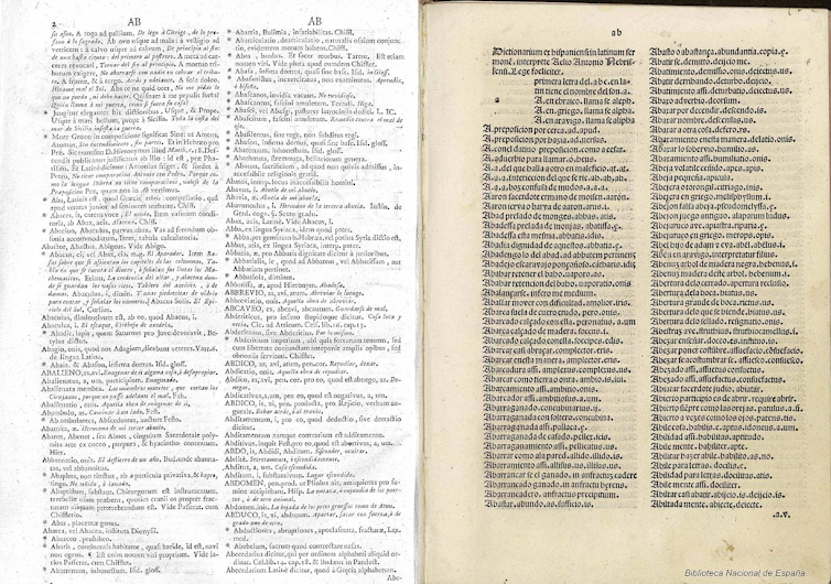 A la izquierda, el _Diccionario_; a la derecha, el _Vocabulario_, ambos en edición facsímil.