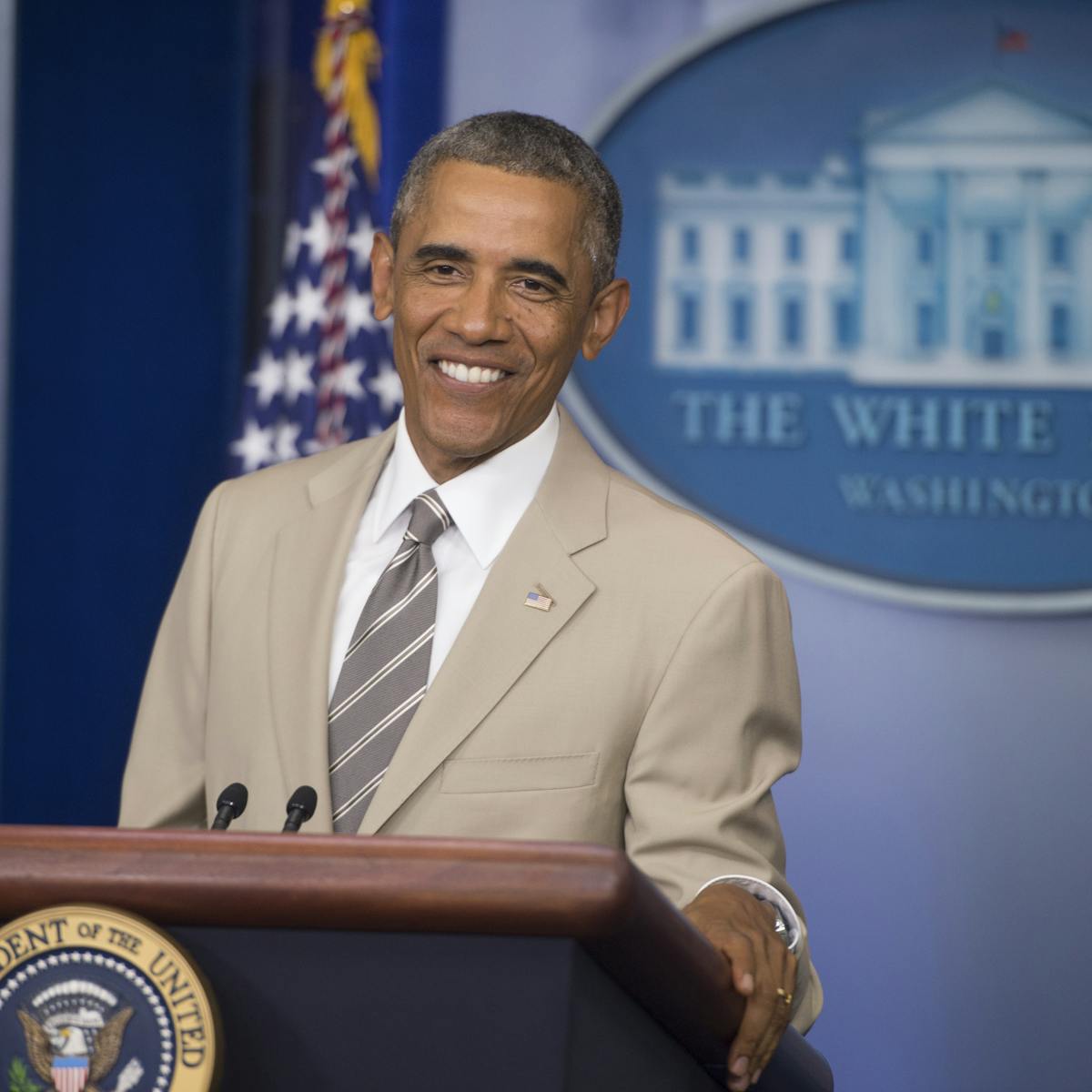 Dear President Obama I Hope You Roll Out The Tan Suit Again
