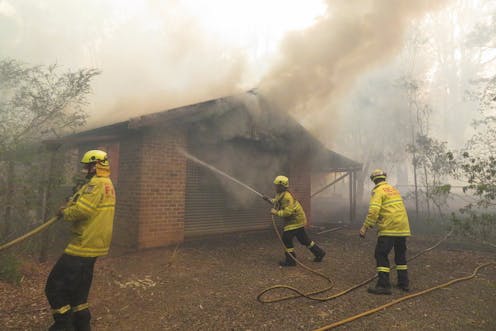 Can earth-covered houses protect us from bushfires? Even if they’re a solution, it’s not risk-free