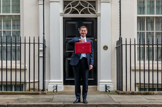 Jeremy Hunt with budget red box.