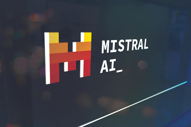 Logo de Mistral AI