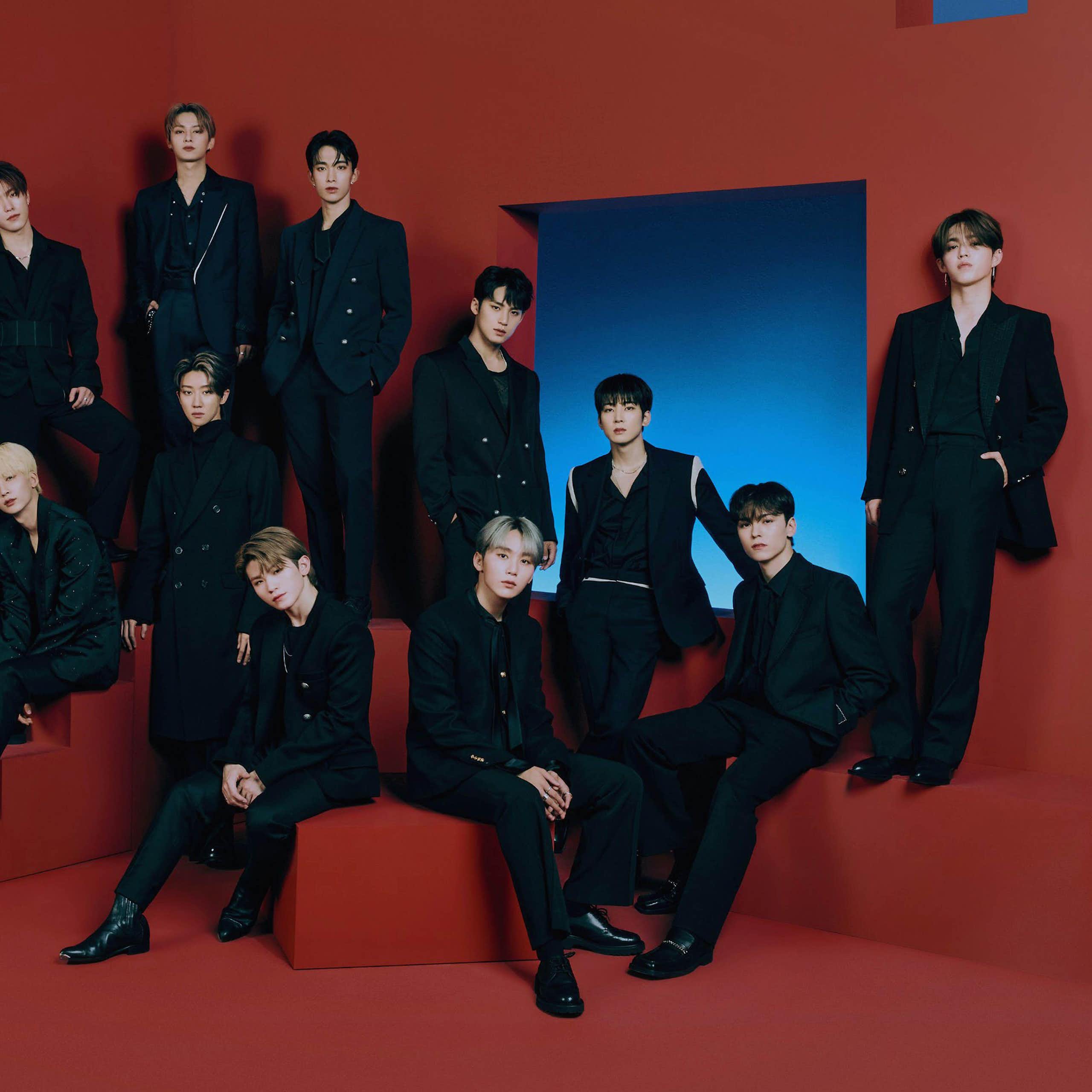The 17 members of the K-pop band SEVENTEEN.