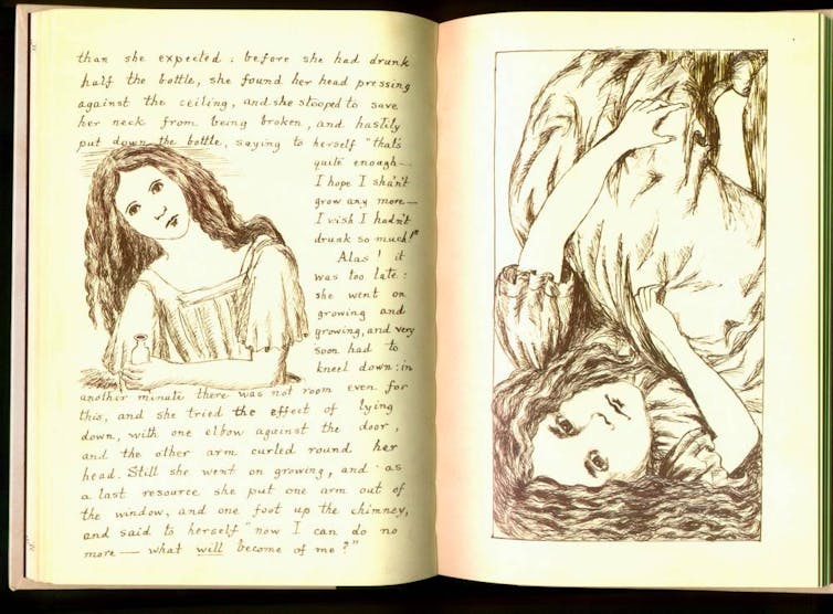 Una de las páginas del manuscrito de _Alicia en el país de las maravillas_ de Lewis Carroll en 1864, en la que se ven dos dibujos de una chica, uno de ellos con ella boca abajo.