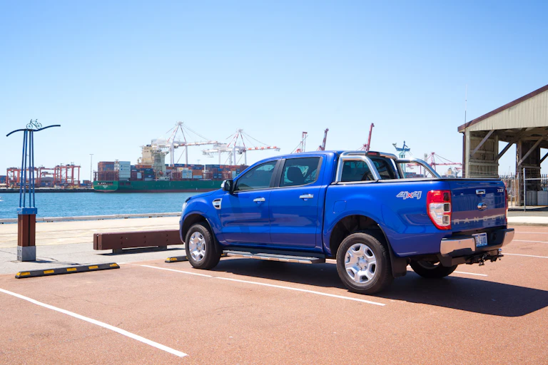 dual-cab te in parking lot