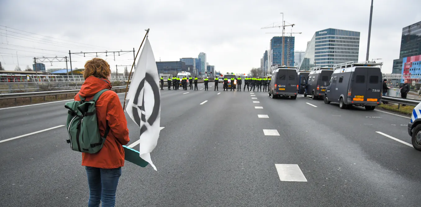 Le militantisme écologiste est-il aussi impopulaire qu’on le pense ? Le militantisme écologiste est-il aussi impopulaire qu’on le pense ?