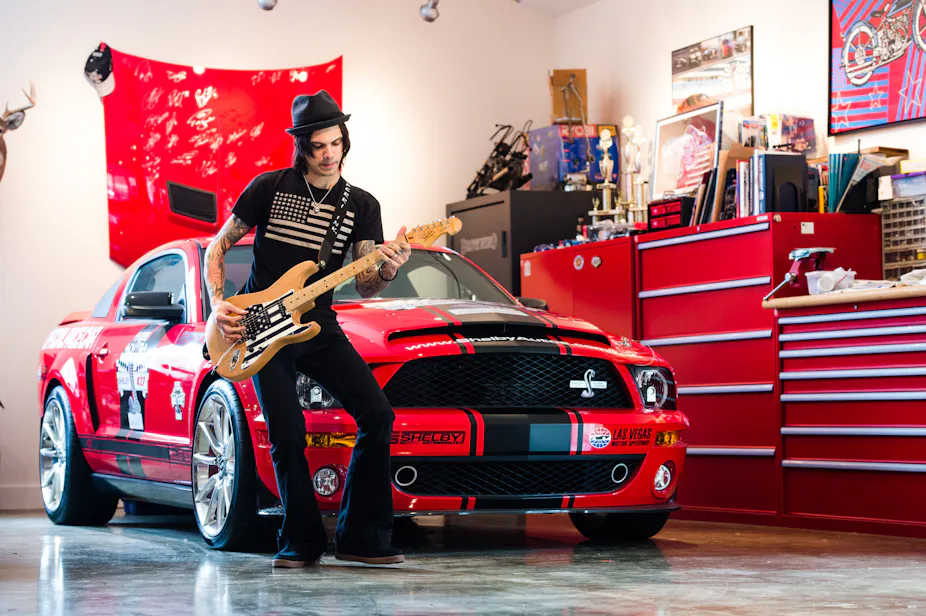 People And Their Pets Look Alike And The Same Goes For Their Cars