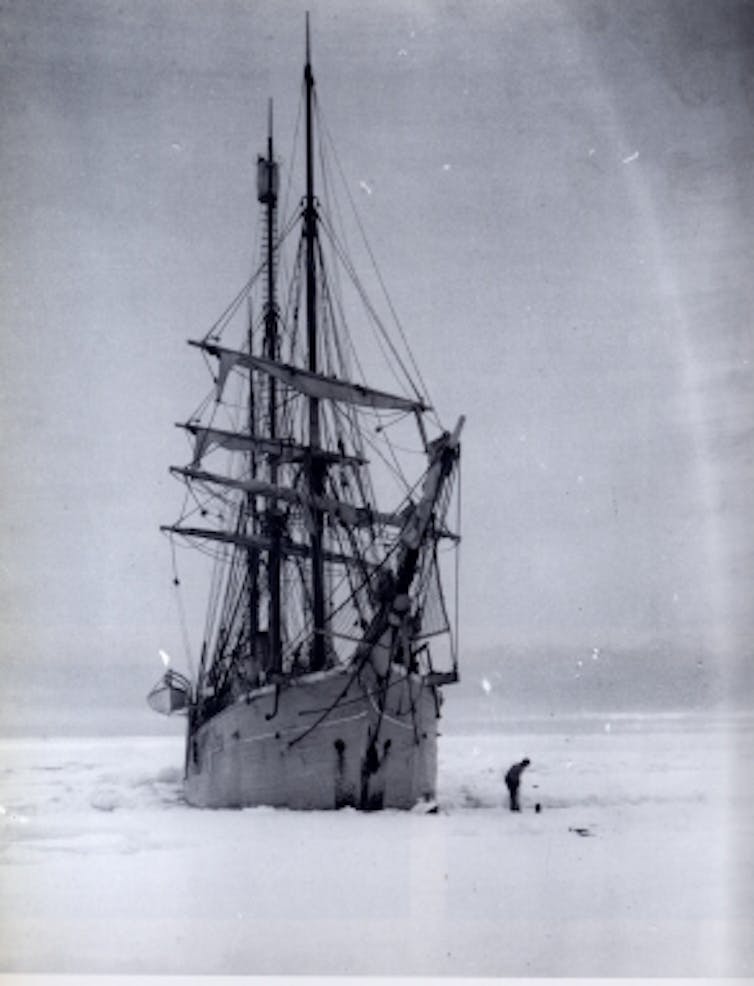 ship trapped in sea ice antarctica 19th century