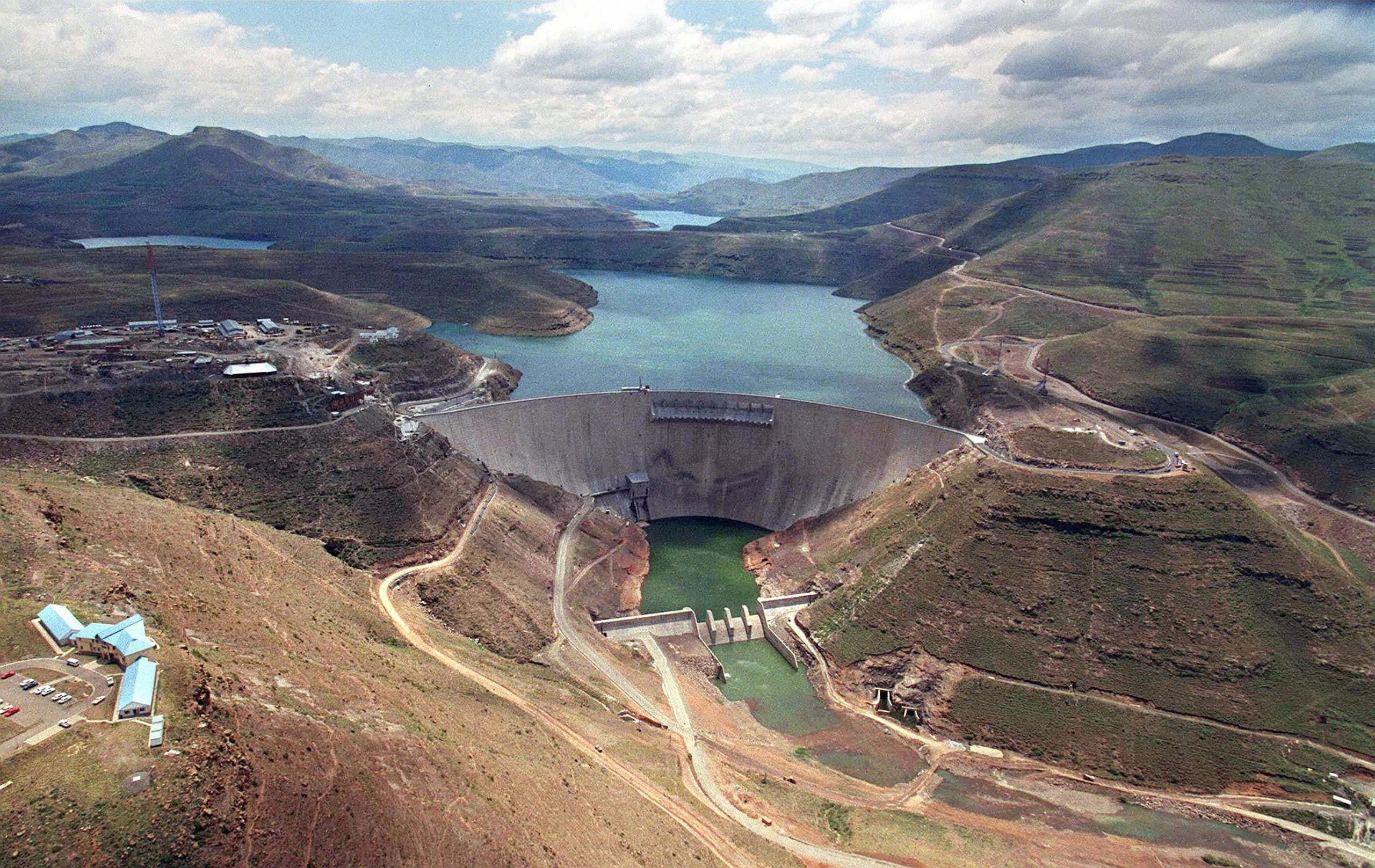 A giant dam set between mountains