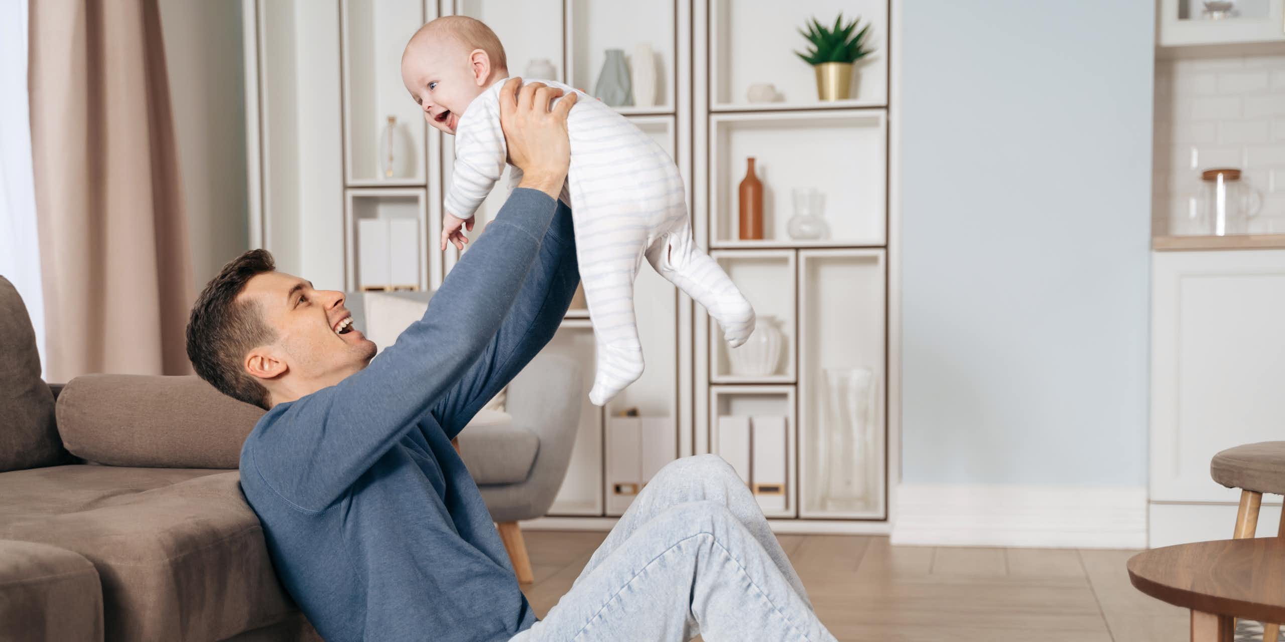 Cuti ayah bermanfaat tidak hanya untuk ibu dan bayi, tapi juga organisasi, kebijakan publik, dan perekonomian keluarga