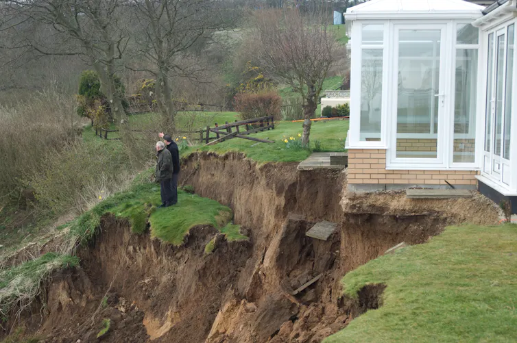 House on edge of cliff