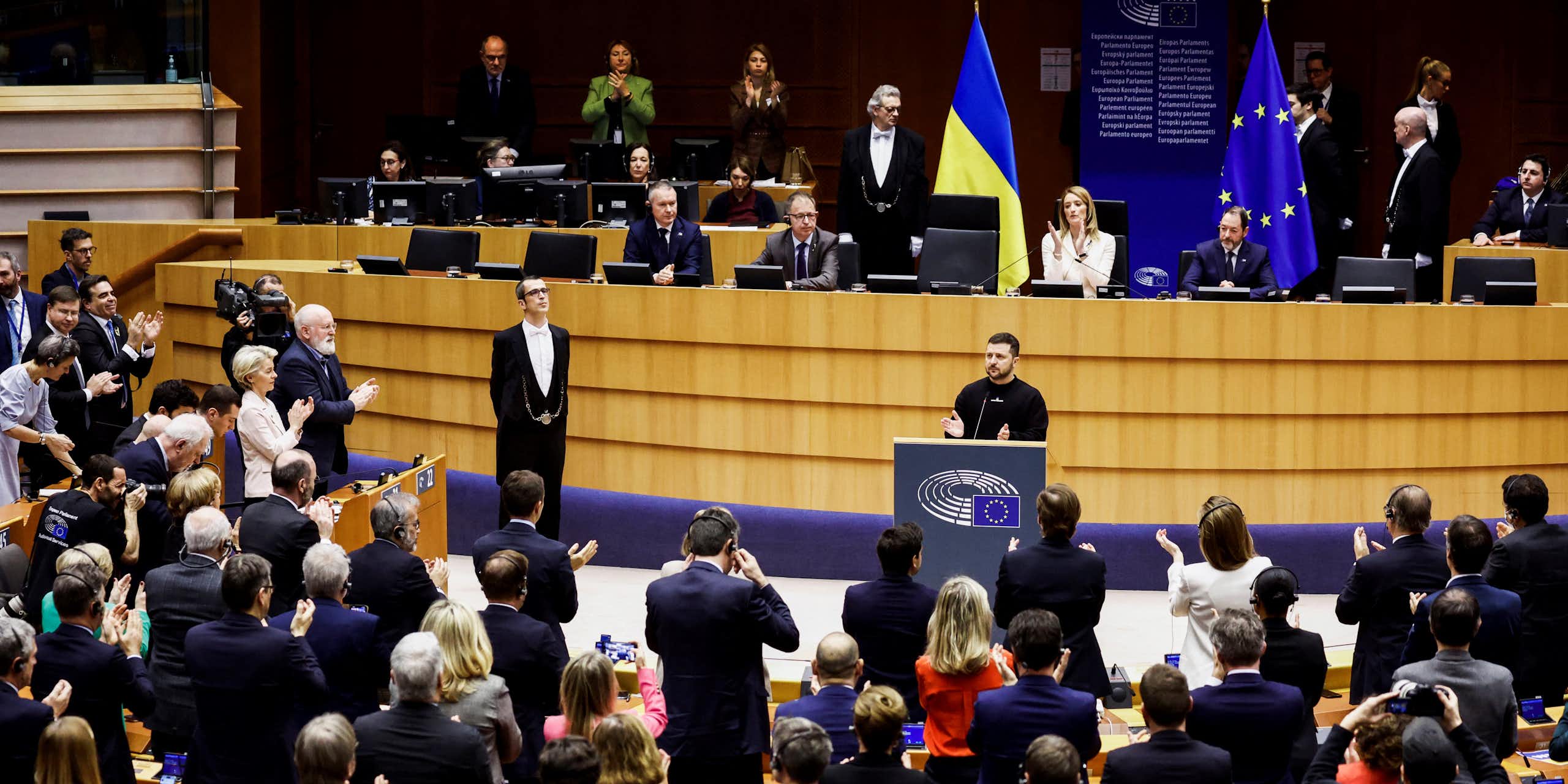 Comment populisme et euroscepticisme façonnent le rapport des partis politiques à l’Ukraine