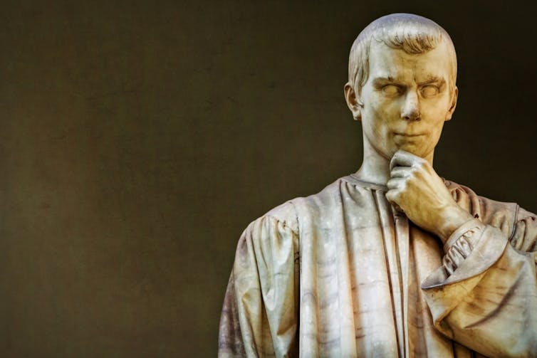 Marble statue of Niccolo Machiavelli