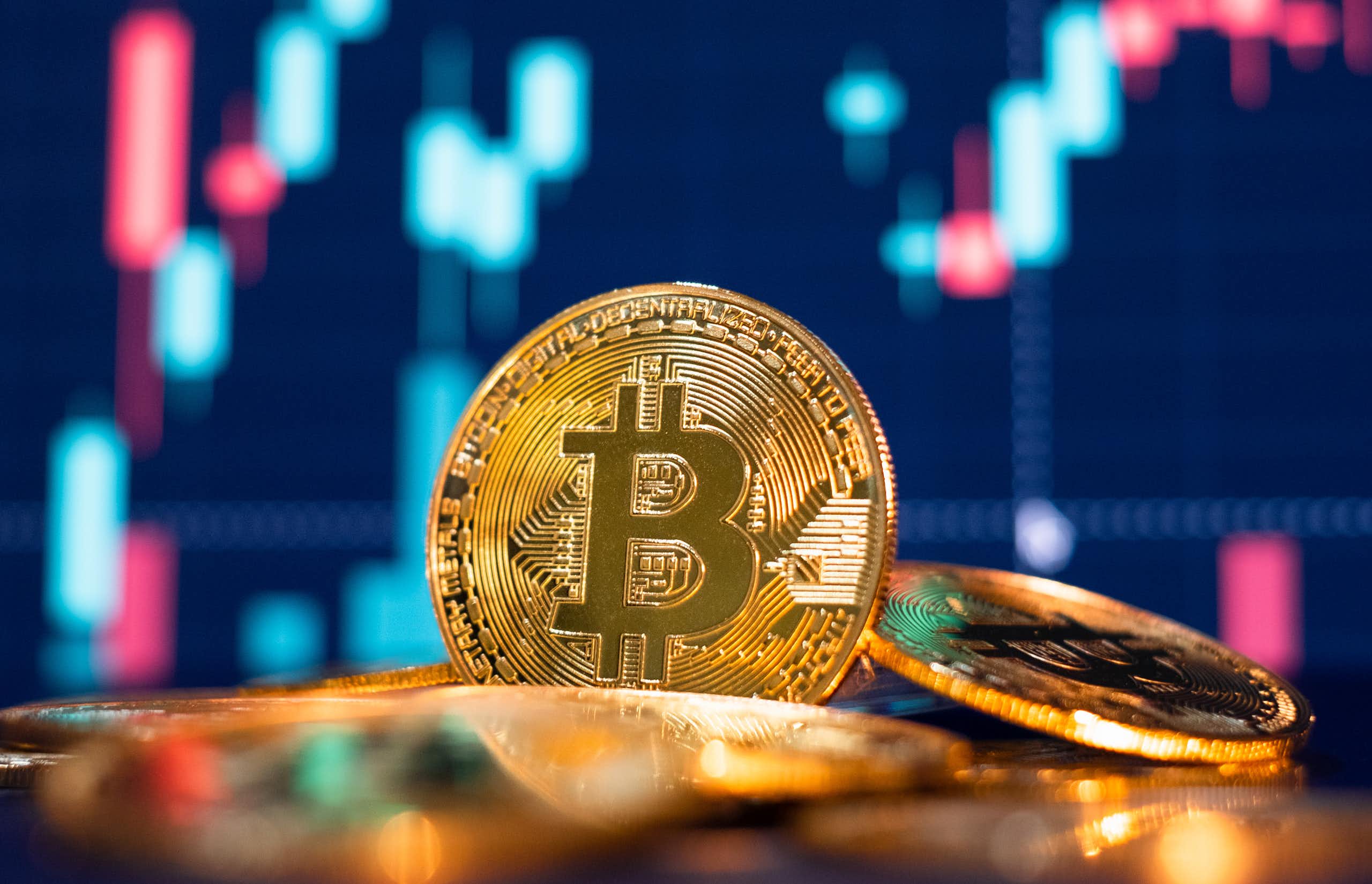 bitcoin depicted as golden coin