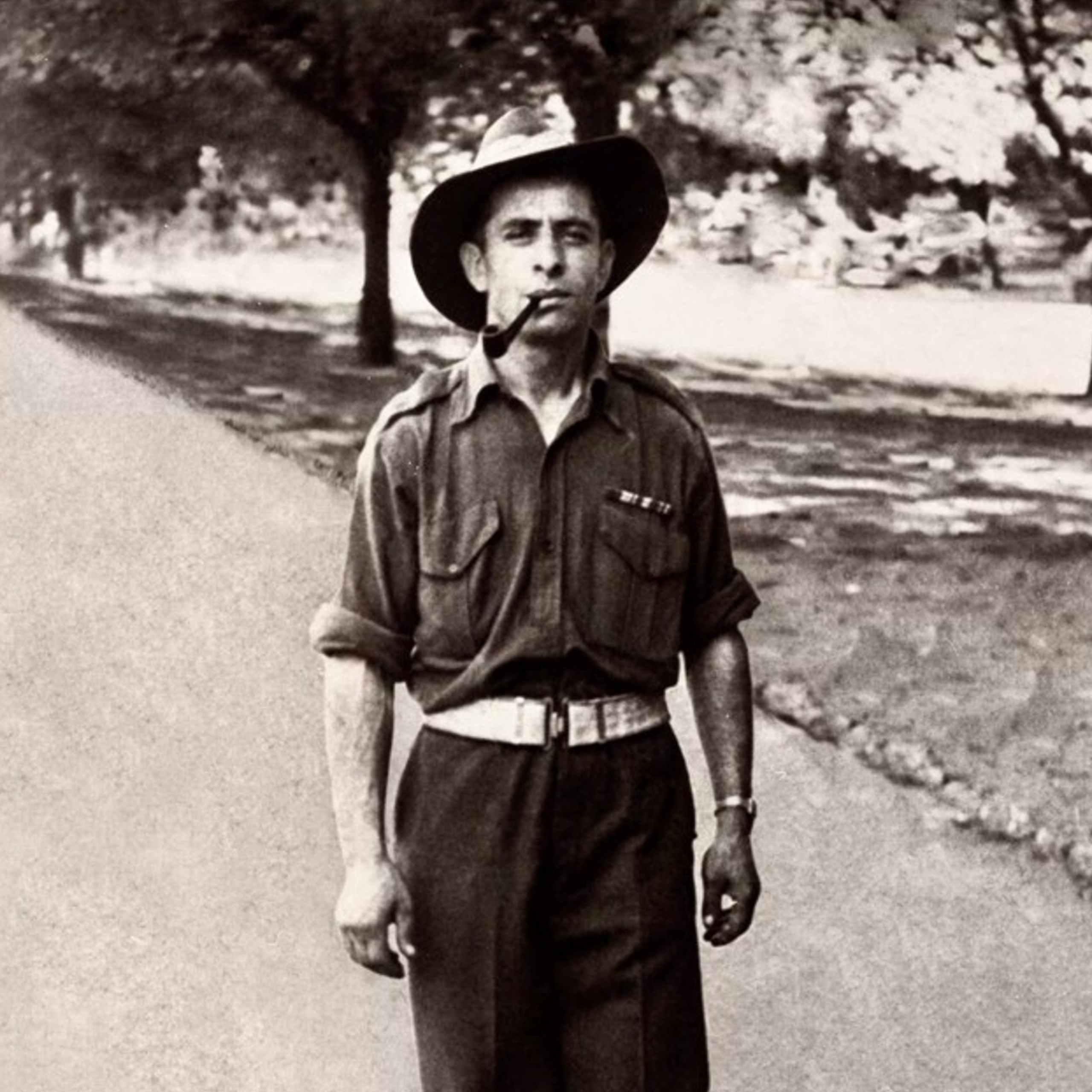 Man in Australian wartime uniform
