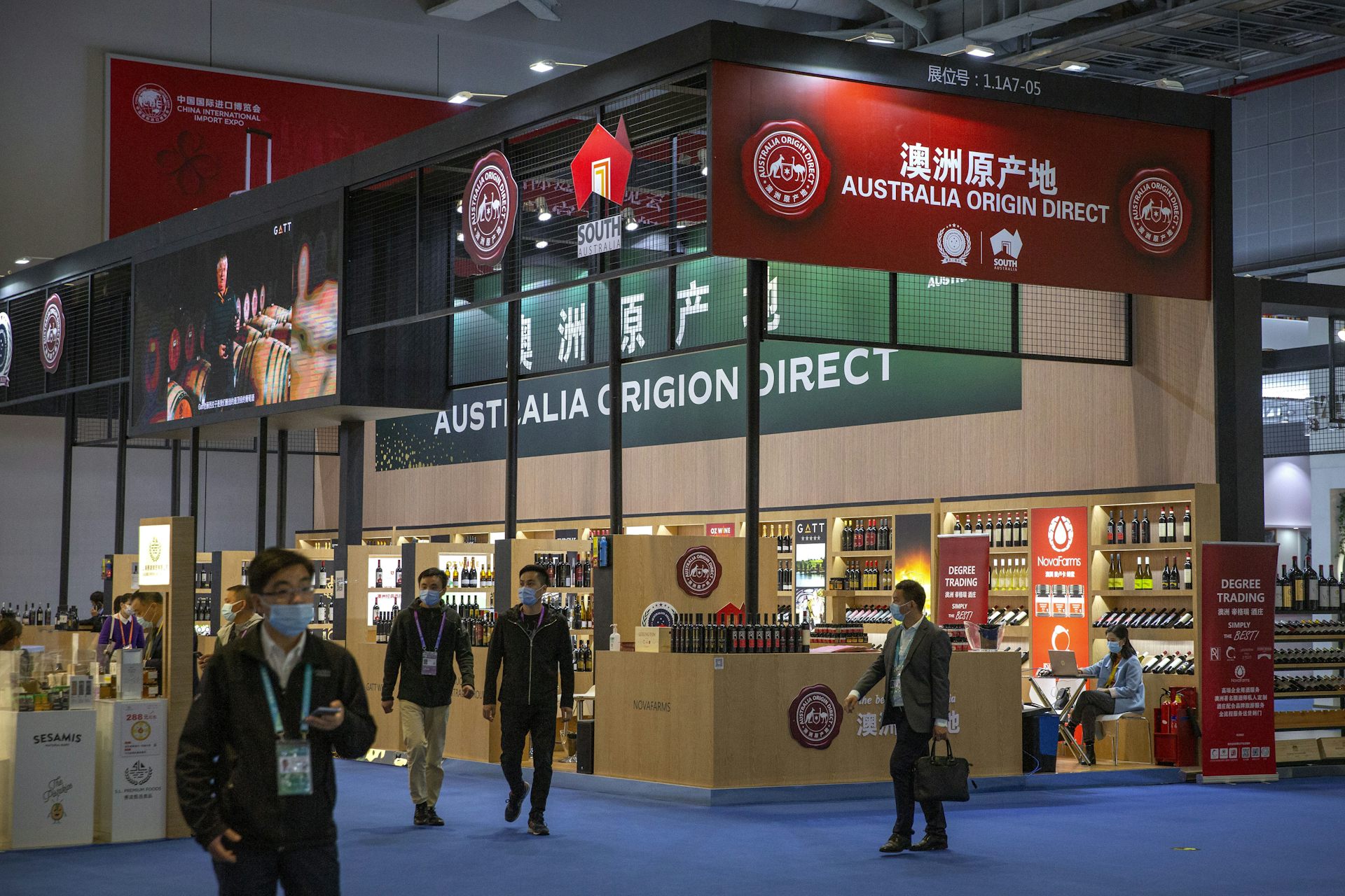Australian products at Chinese import fair.