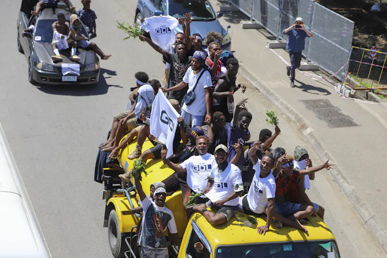 Candidate parade in the capital