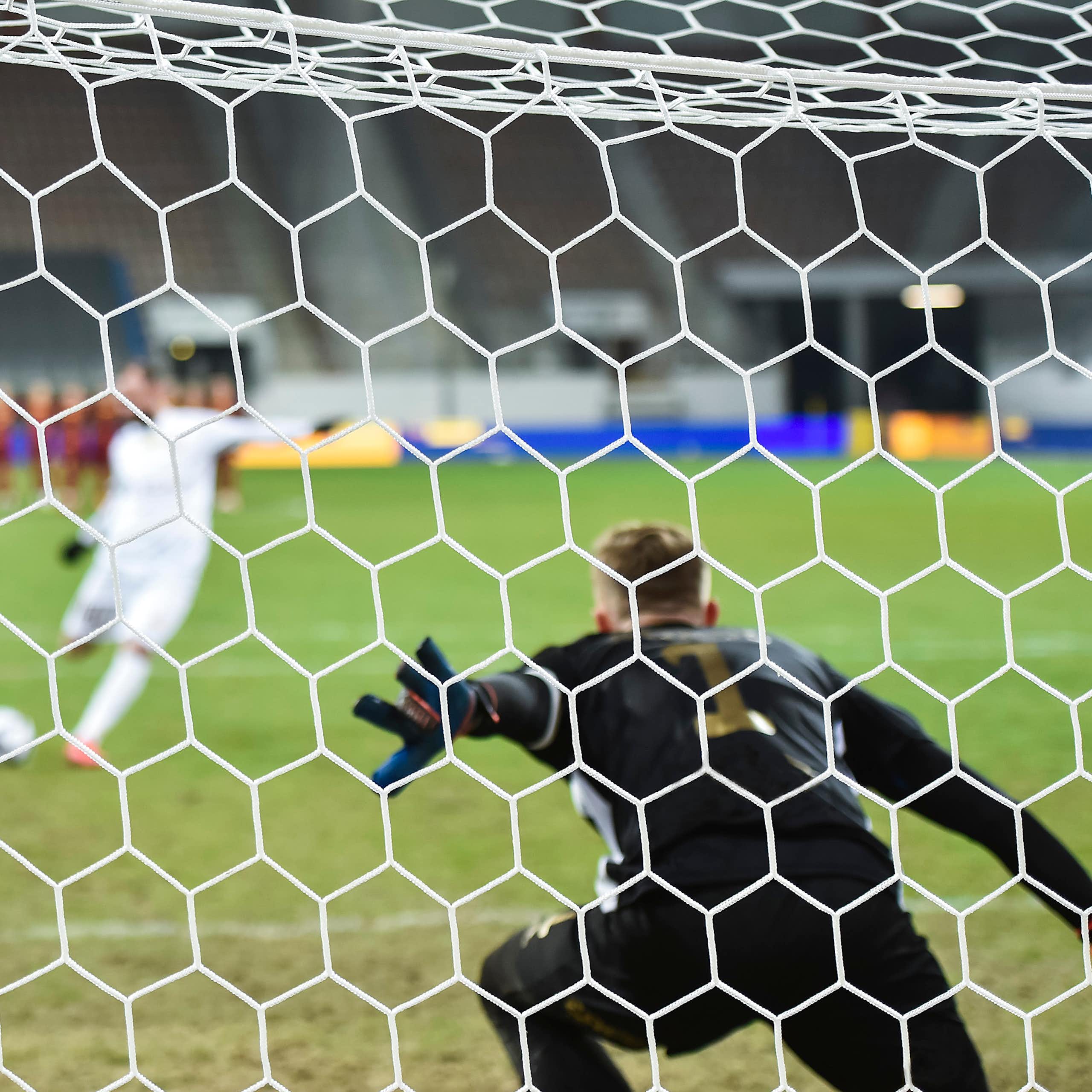 El lanzamiento de penaltis en el fútbol tiene más de ciencia que de “lotería”