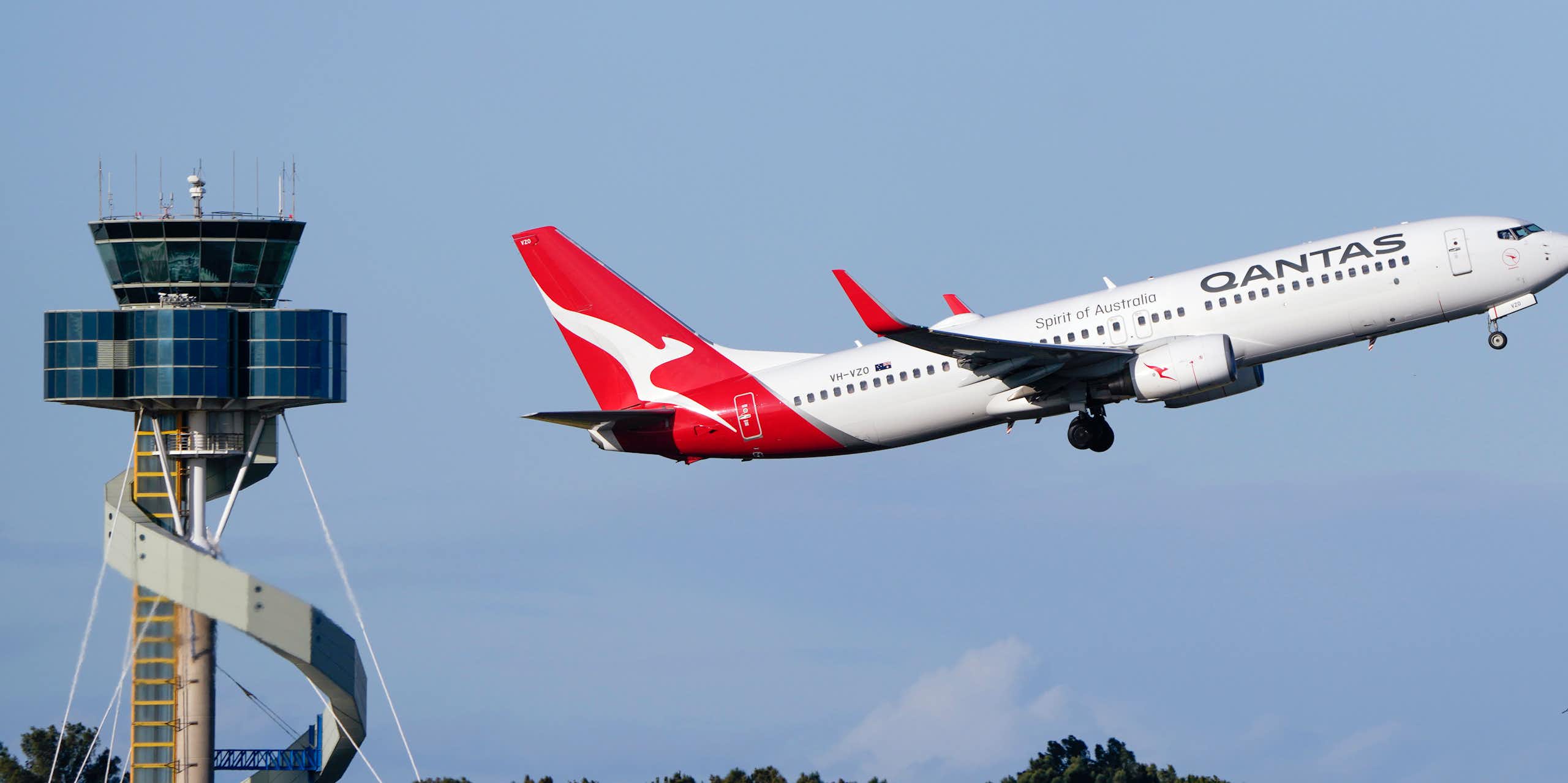 Qantas plane takes off from Sydney airport