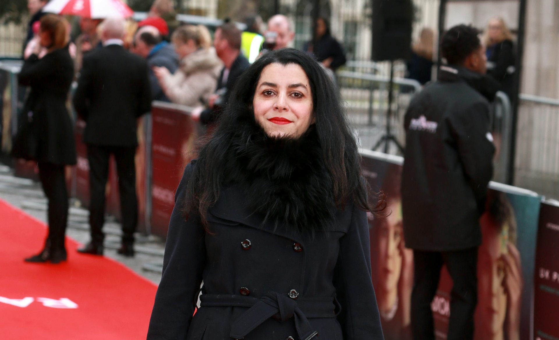 Marjane Satrapi en el estreno en Londres de 'Marie Curie', película que dirigió.