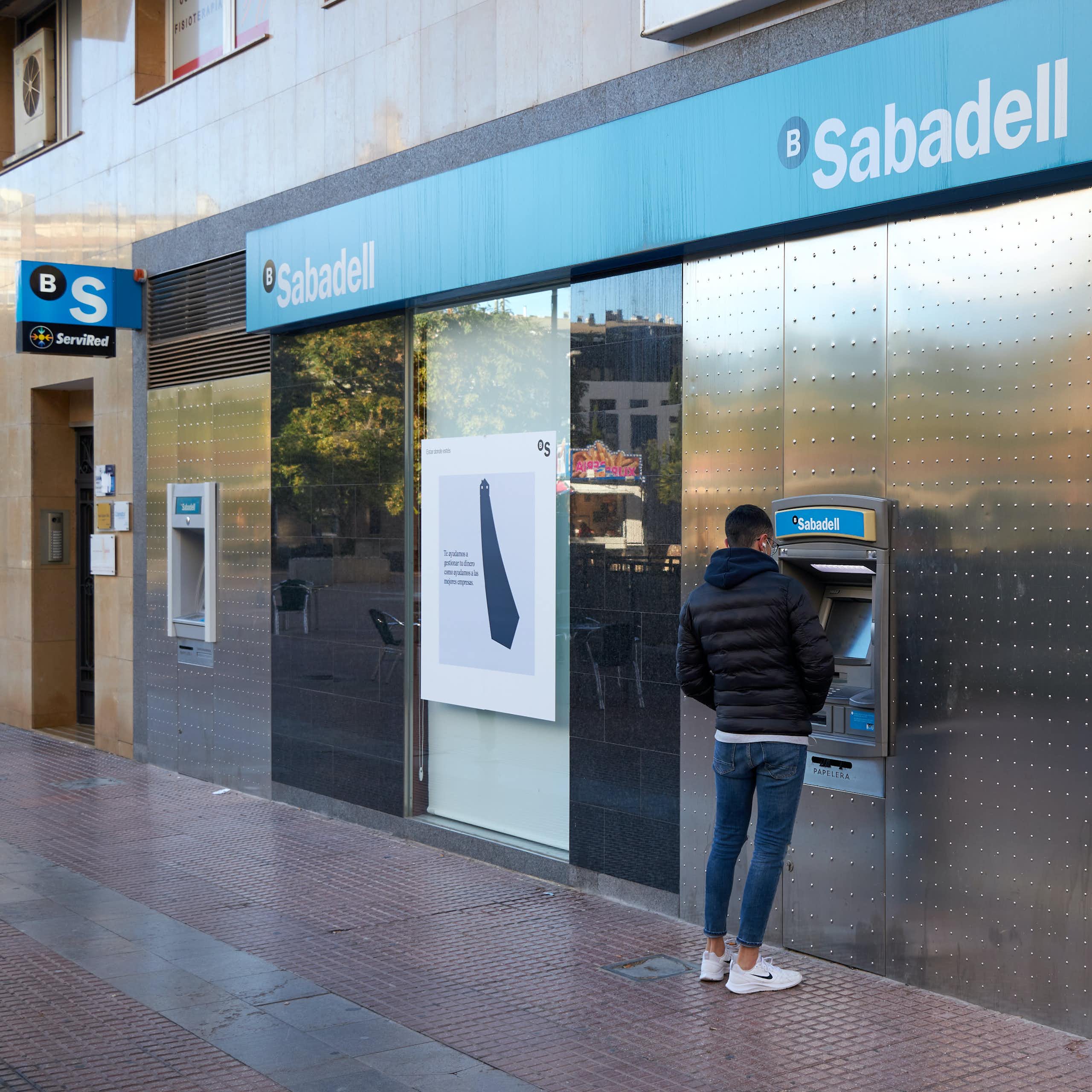 La OPA del BBVA sobre el Sabadell y el sistema bancario español