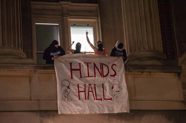 A banner reads Hind's Hall