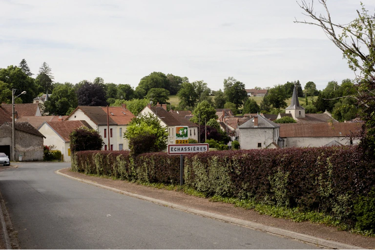 Entrée du village d'Échassières