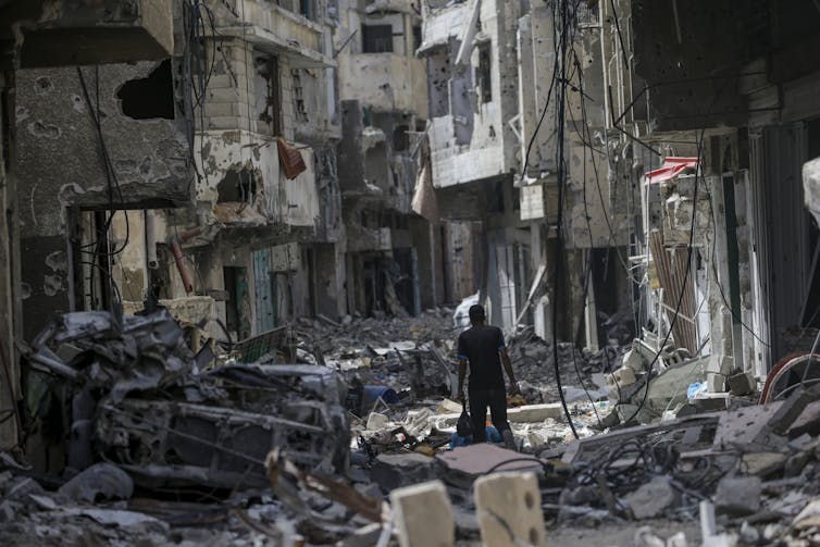 Destroyed buildings in Khan Younis.