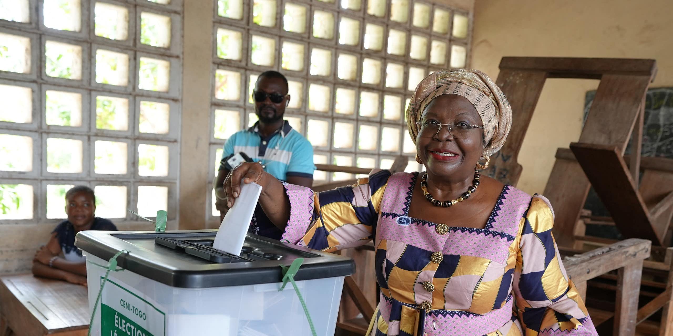 Togo : le parti unique se profile malgré le multipartisme formel