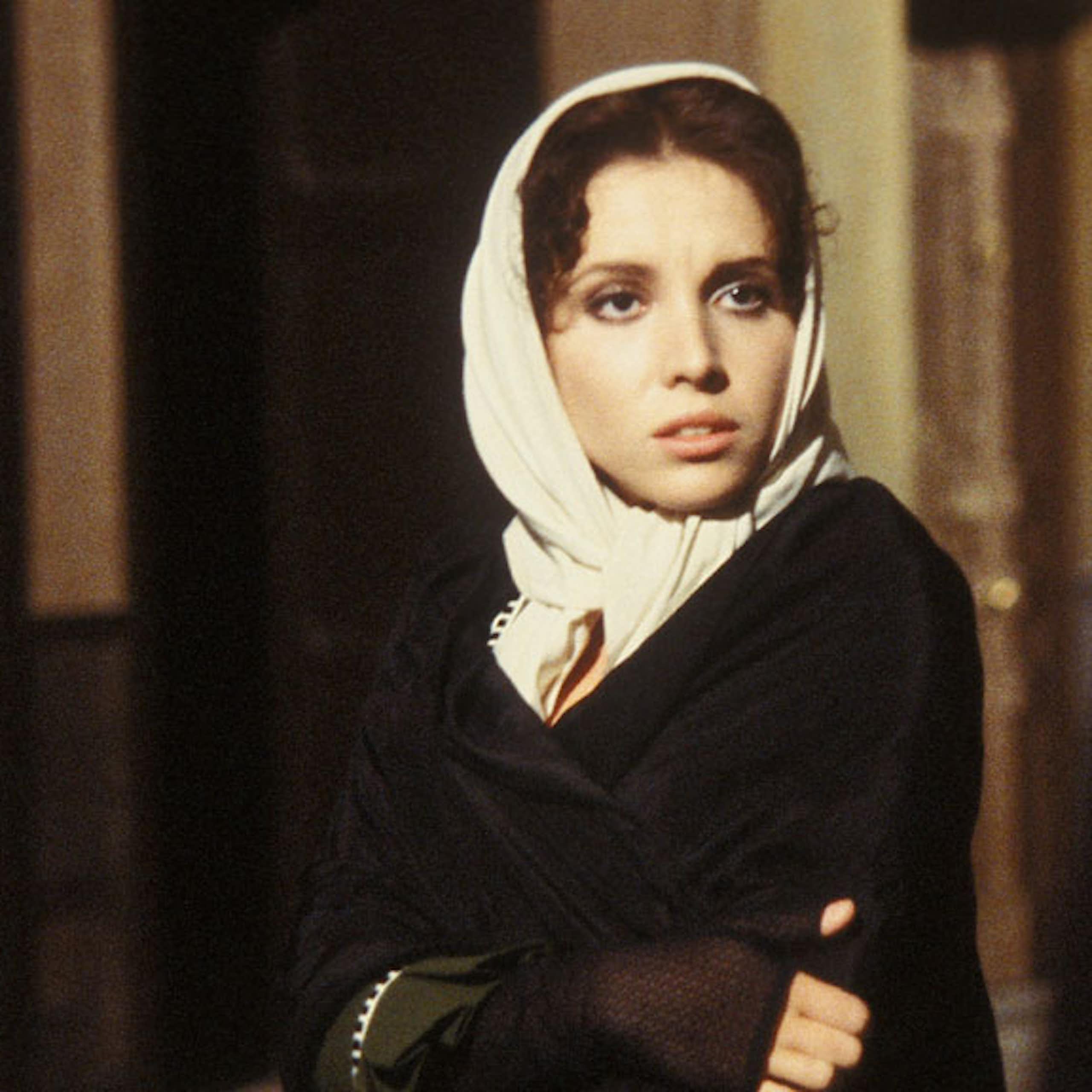 Ana Belén, interpretando a Fortunata en un fotograma de la serie de TVE 'Fortunata y Jacinta', dirigida por Mario Camus.
